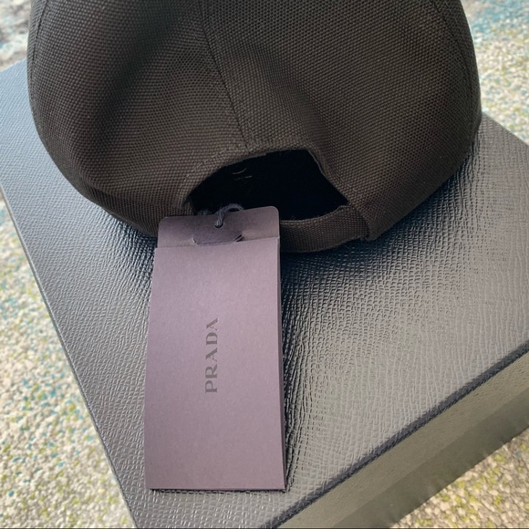 Prada baseball cap - Picture 8 of 15